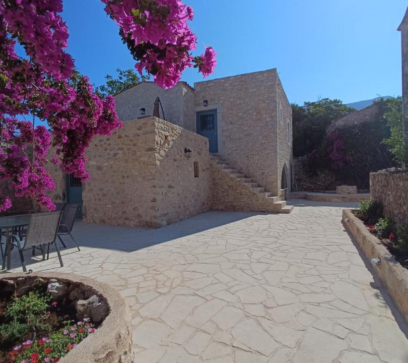 Photo of Buildings in Areopoli
