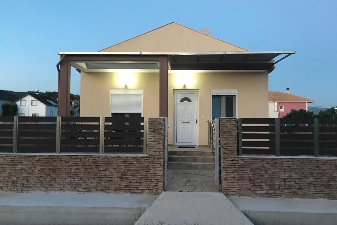 Photo of Buildings in Ammoudia