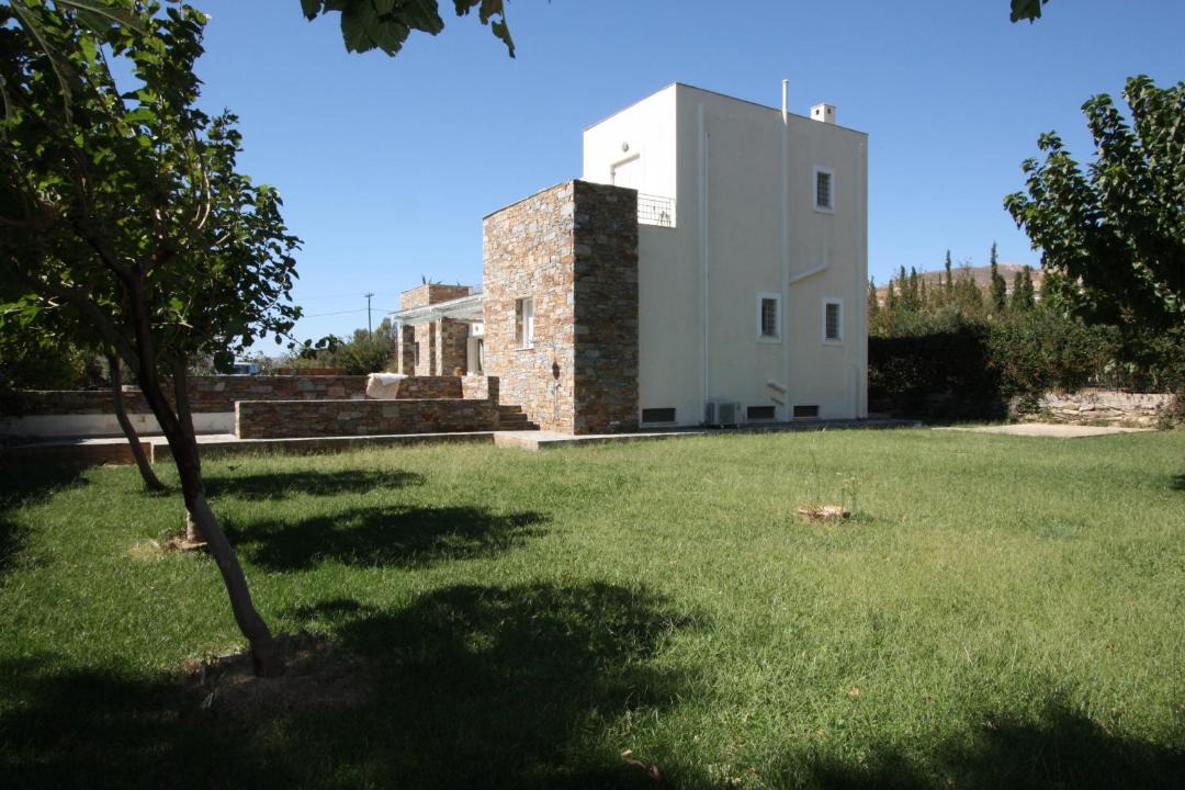 Photo of Buildings in Karystos