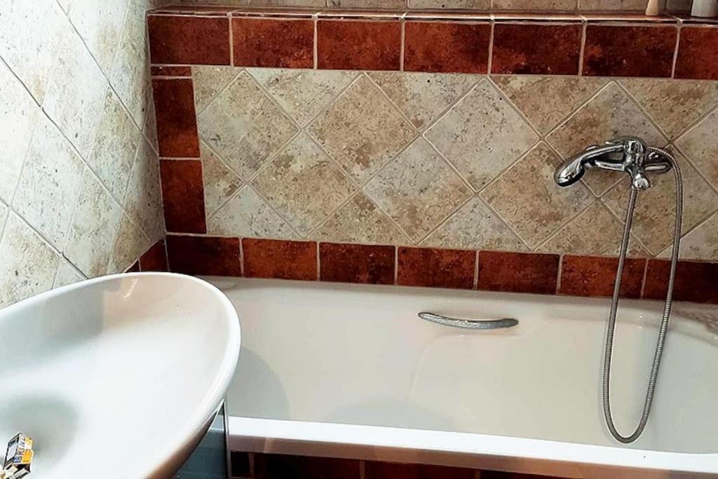 Photo of Bathroom in Elati