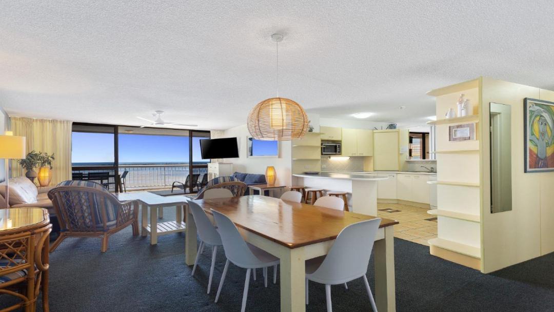 Photo of Livingroom in Golden Beach