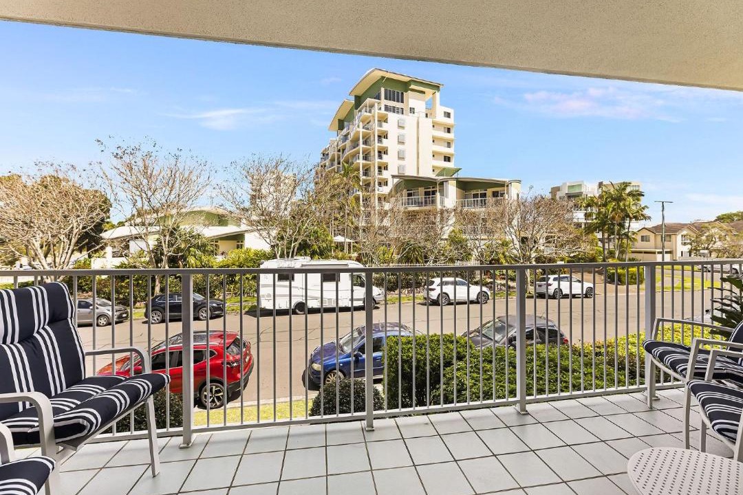 Photo of Patio Balcony in Golden Beach