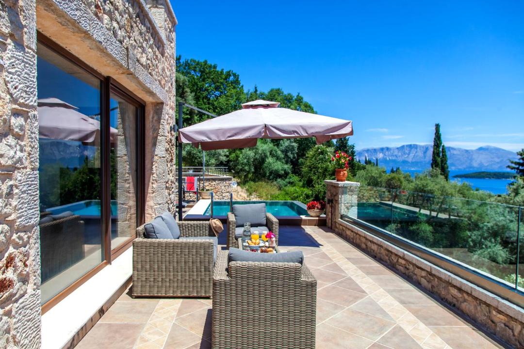 Photo of Patio Balcony in Perigiali
