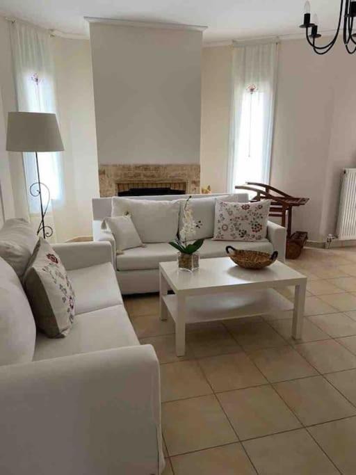 Photo of Livingroom in Eretria