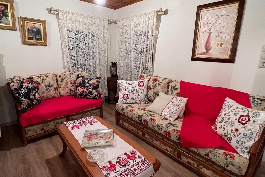 Photo of Livingroom in Ithomi