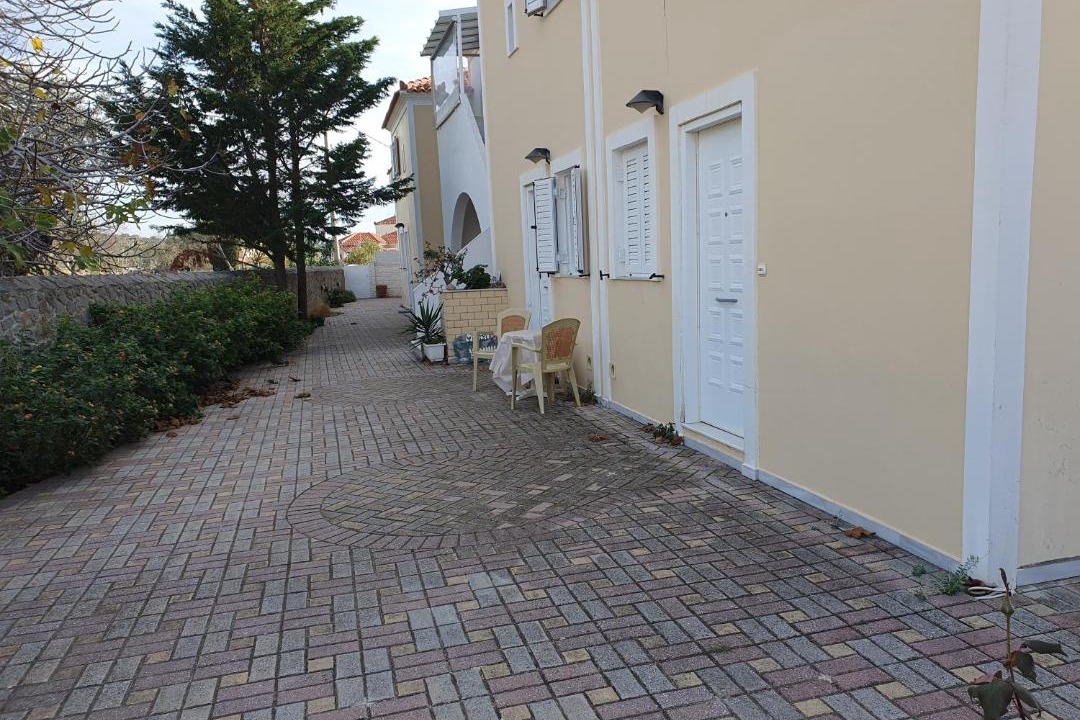 Photo of Buildings in Perdhika