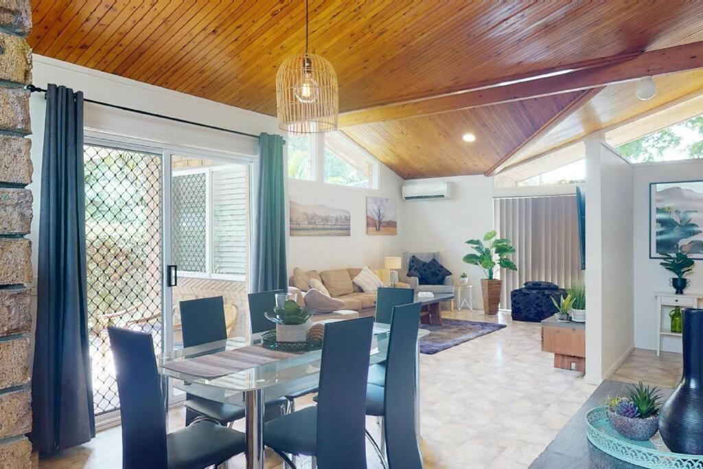 Photo of Livingroom in Caboolture