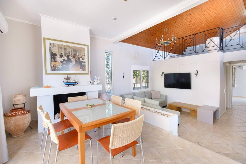 Photo of Livingroom in Limnos