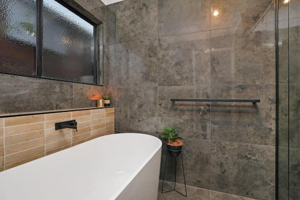 Photo of Bathroom in Alexandra Headland