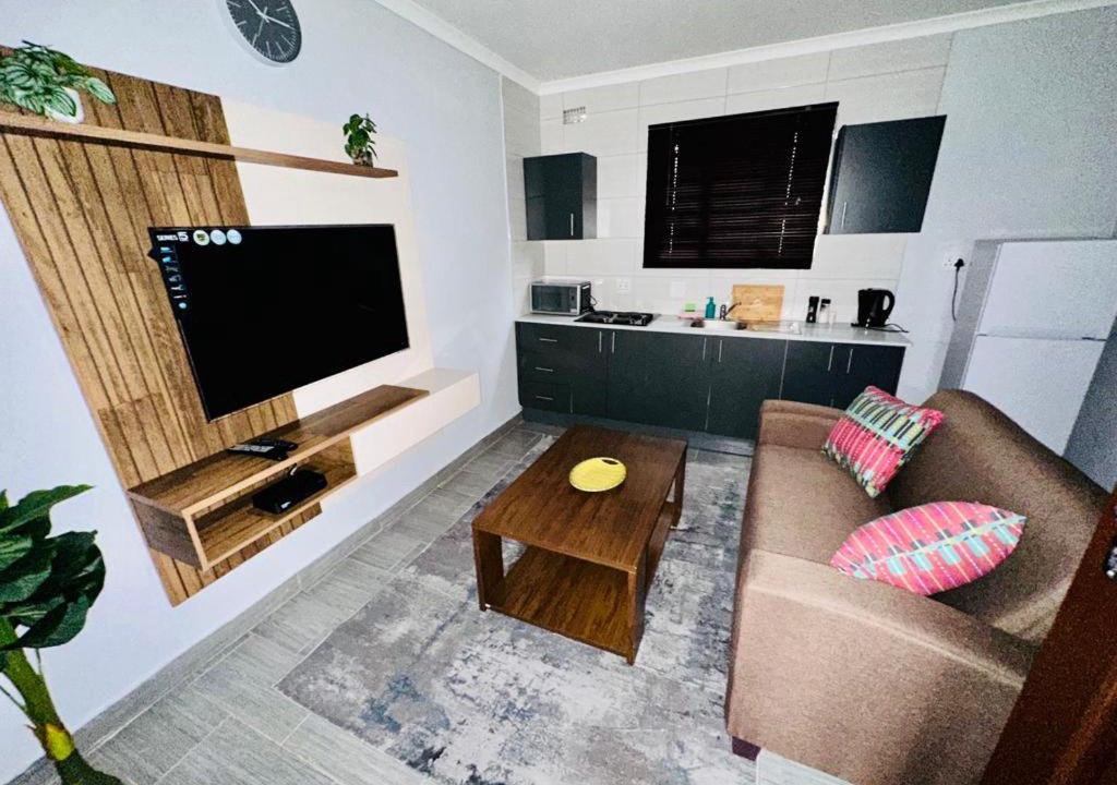 Photo of Livingroom in Bezuidenhout Valley