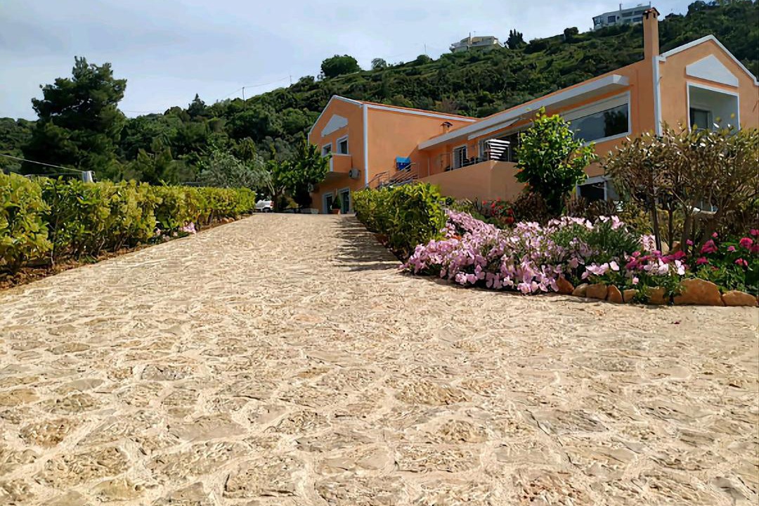 Photo of Others in Kalamos