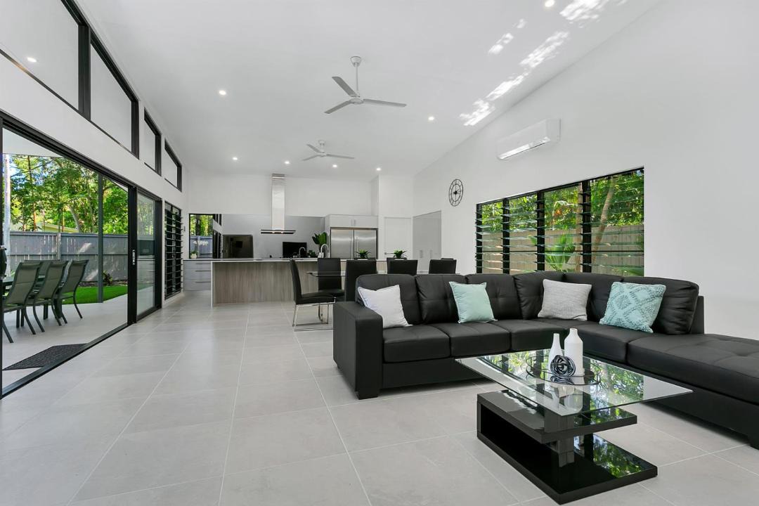 Photo of Livingroom in Clifton Beach