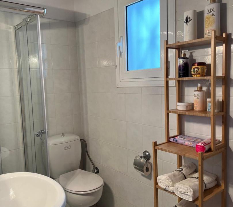 Photo of Bathroom in Perdhika