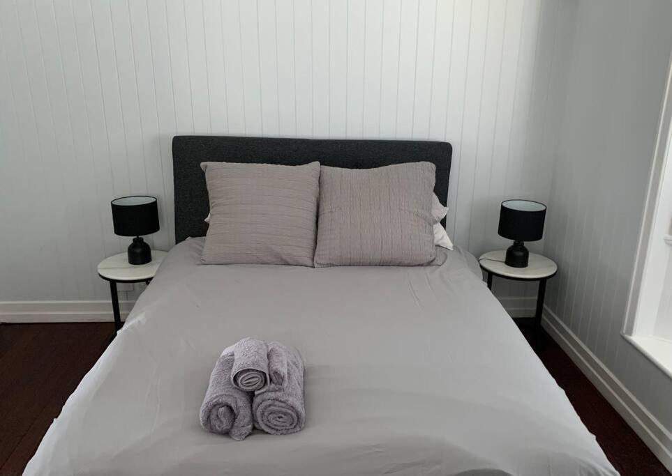 Photo of Bedroom in Annerley