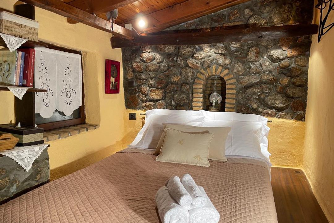 Photo of Bedroom in Lilaia