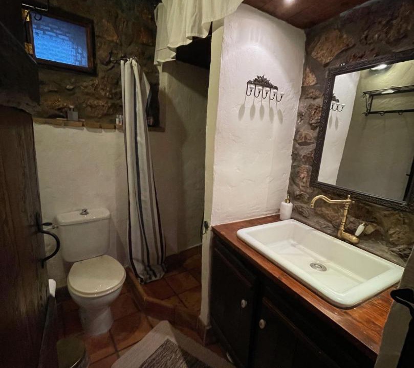 Photo of Bathroom in Lilaia