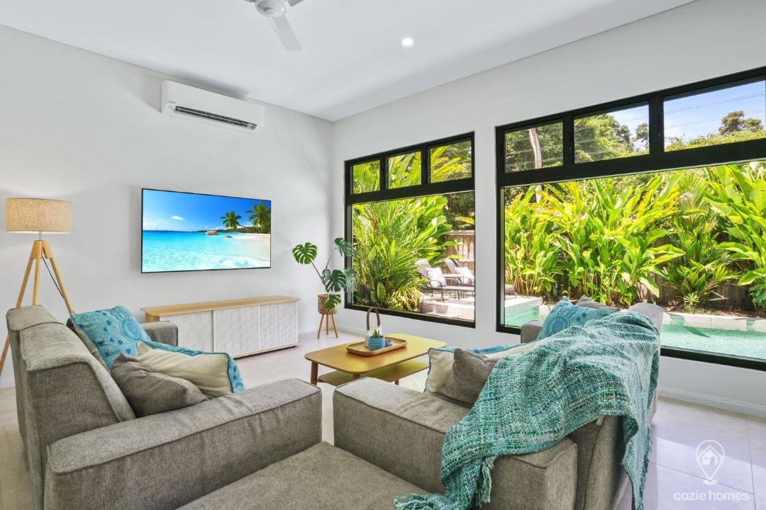 Photo of Livingroom in Palm Cove