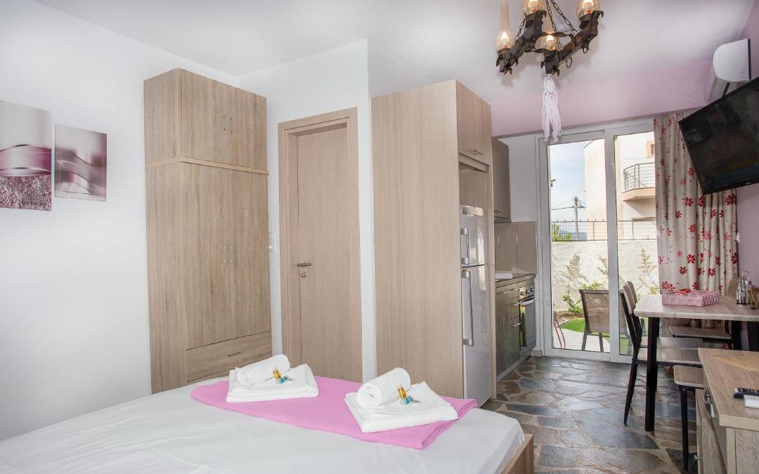 Photo of Bedroom in Marmari
