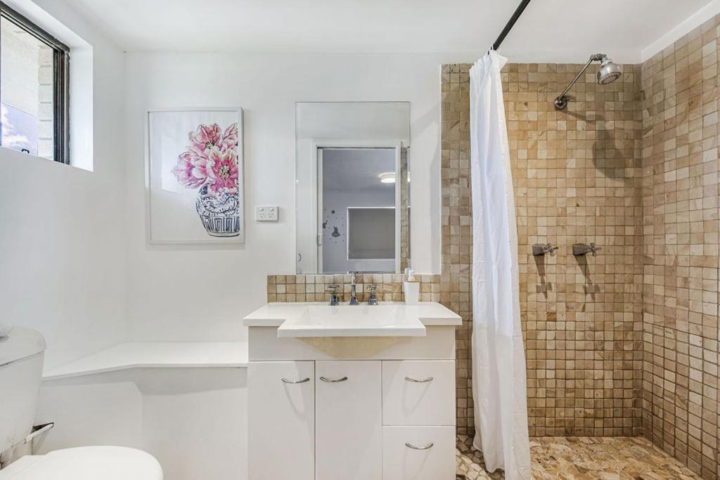Photo of Bathroom in Alexandra Headland