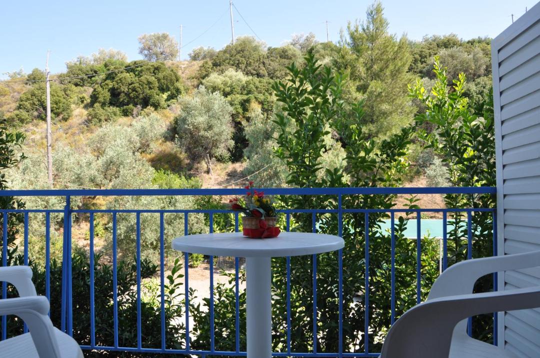 Photo of Patio Balcony in Xirolivado