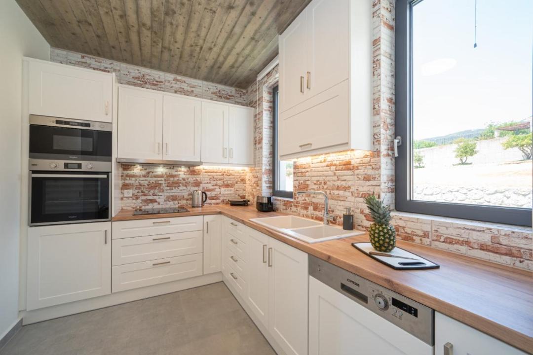 Photo of Kitchen in Leivathos
