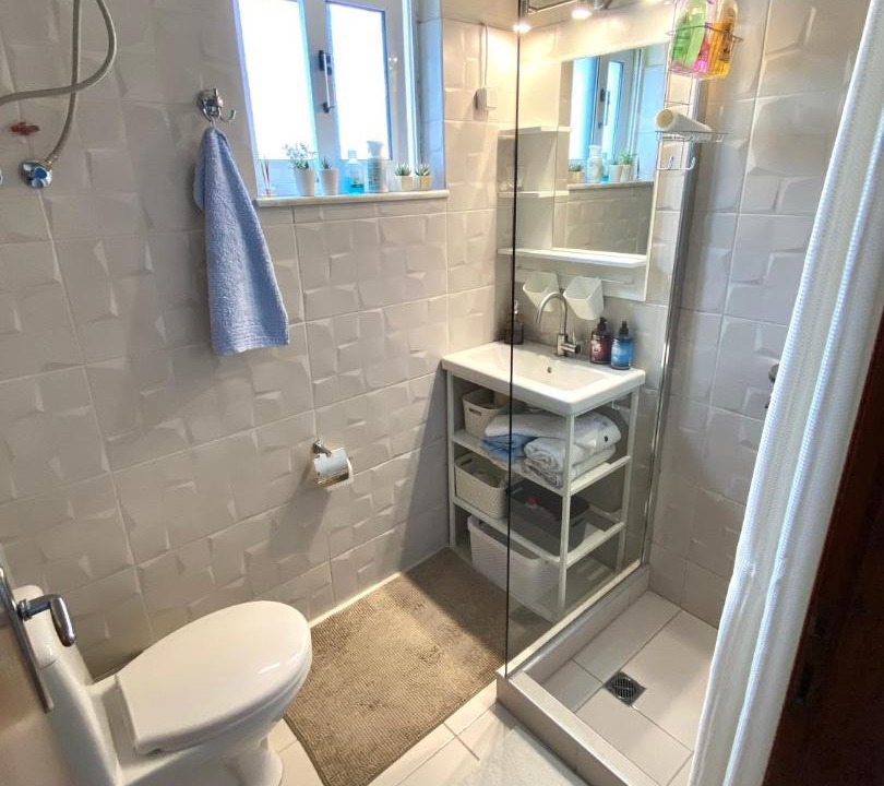 Photo of Bathroom in Kamena Vourla