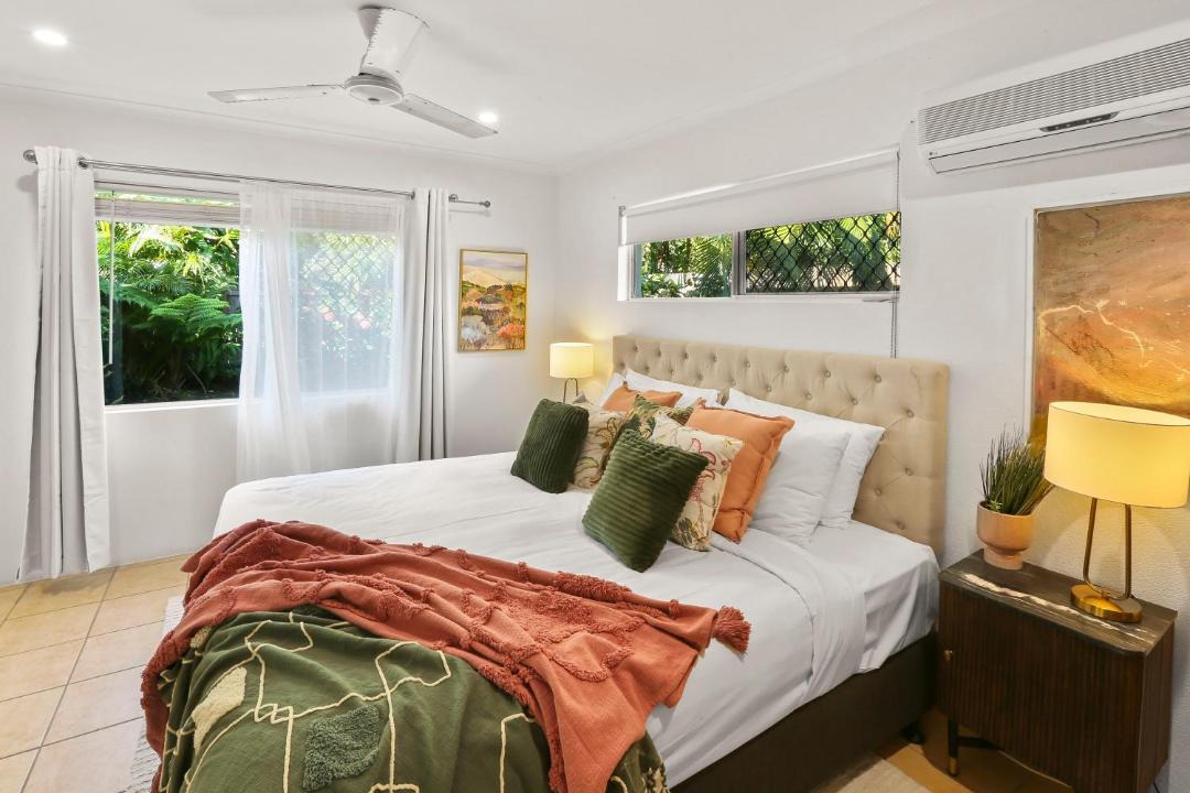 Photo of Bedroom in Clifton Beach