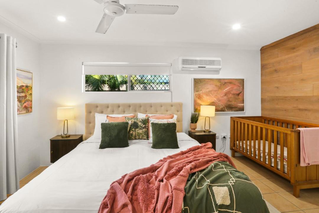 Photo of Bedroom in Clifton Beach