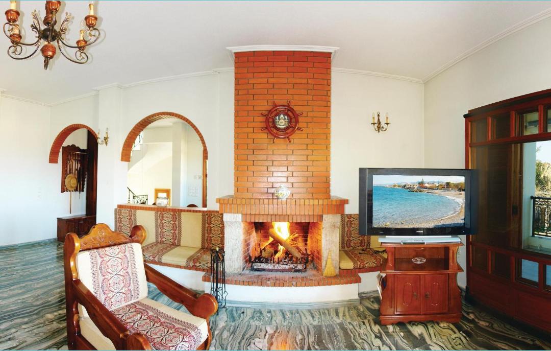 Photo of Livingroom in Assos-Lechaio