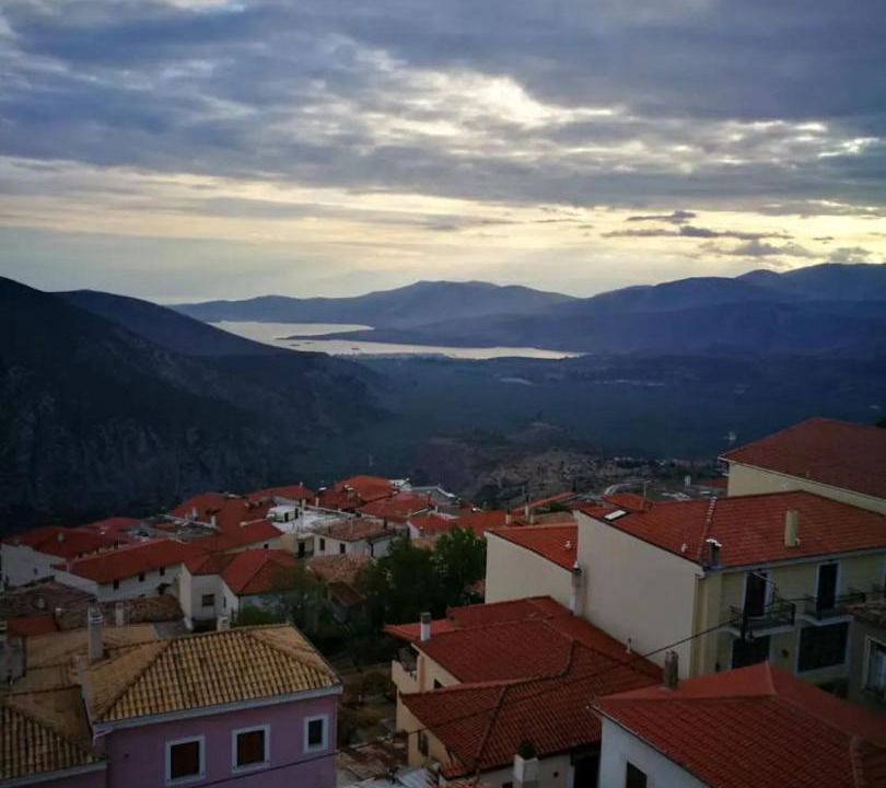Photo of Buildings in Delfoi