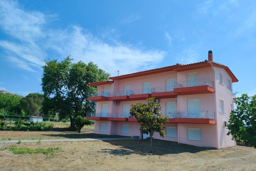 Photo of Buildings in Artemisio