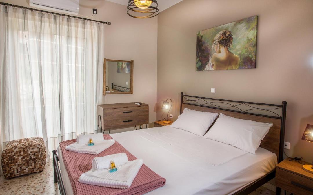 Photo of Bedroom in Marmari