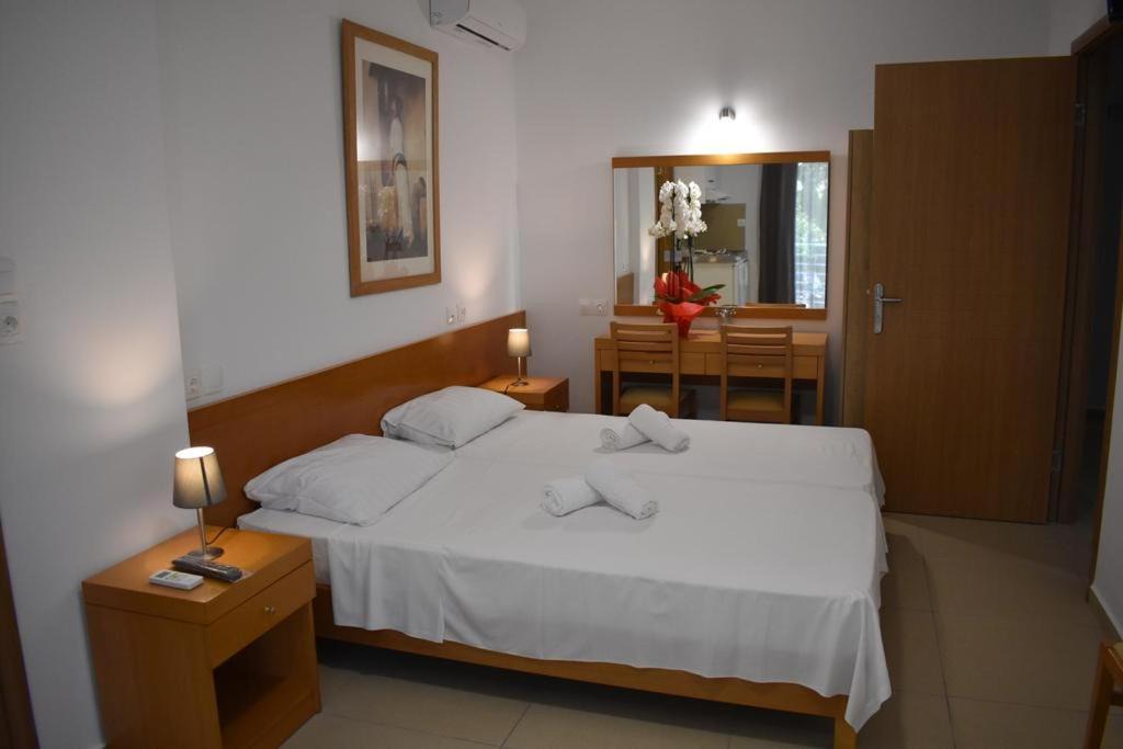 Photo of Bedroom in Kamena Vourla