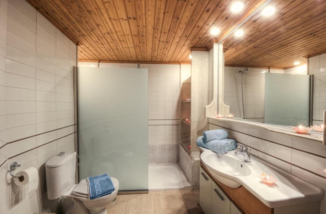 Photo of Bathroom in Lindos