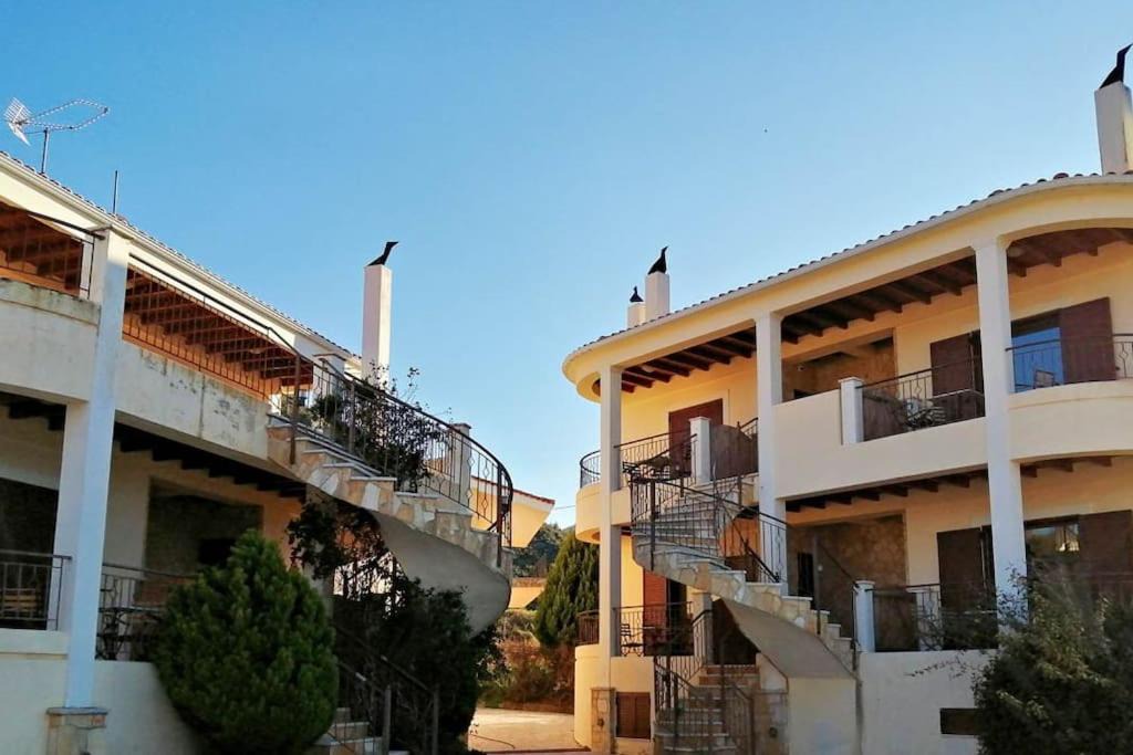 Photo of Buildings in Aigialeia