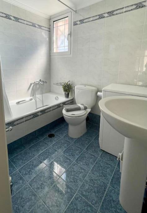 Photo of Bathroom in Dorida