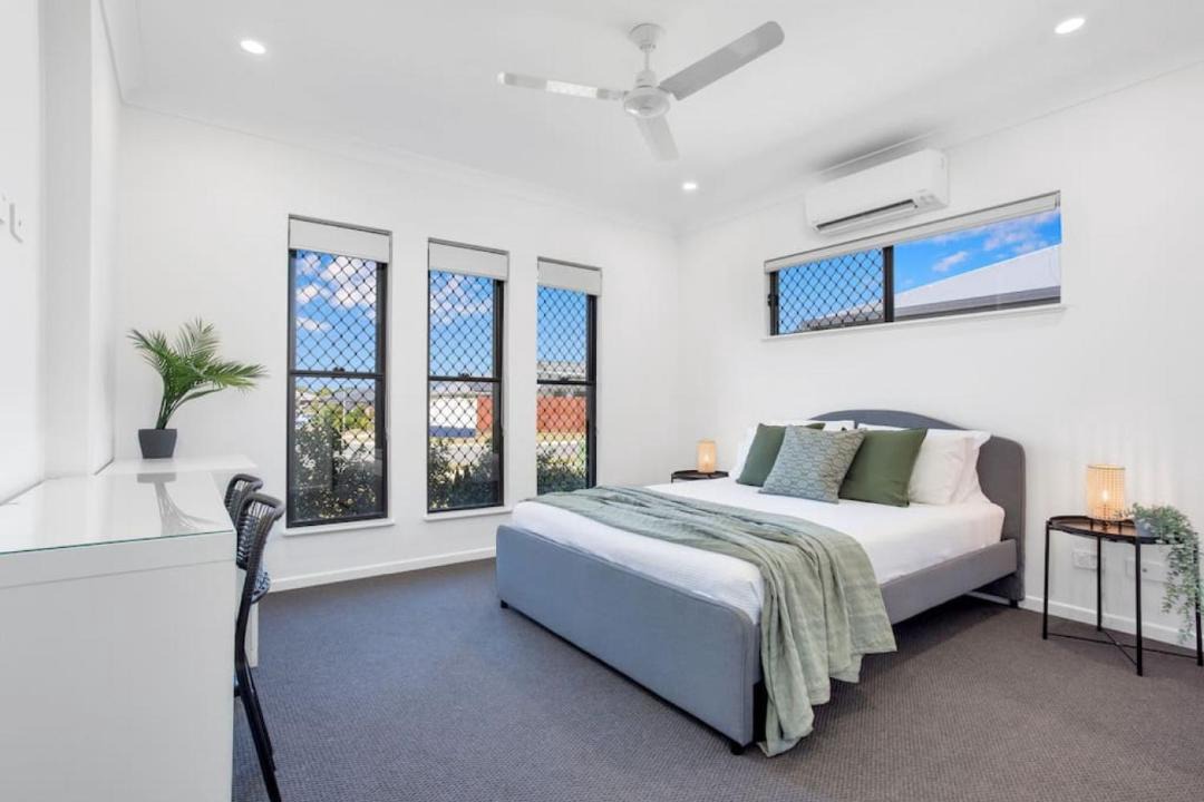 Photo of Bedroom in Trinity Beach