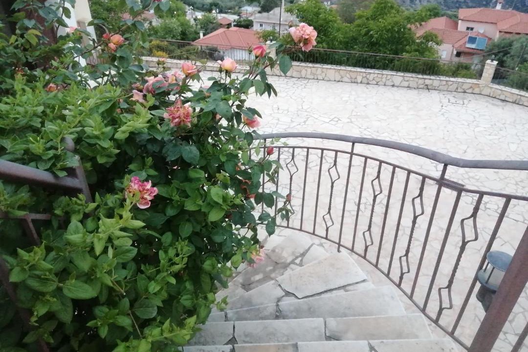 Photo of Patio Balcony in Aigialeia