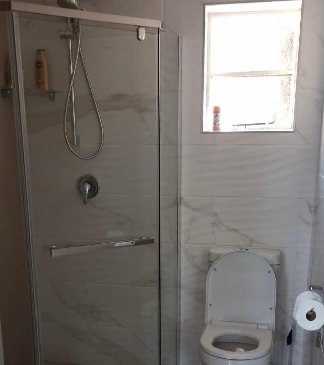Photo of Bathroom in Faerie Glen
