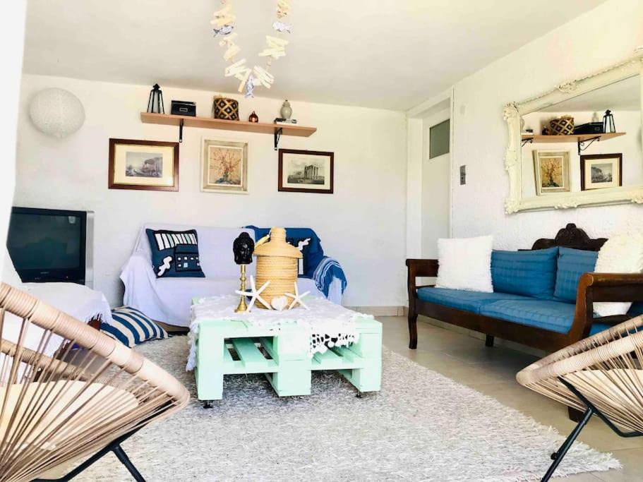 Photo of Livingroom in Karystos