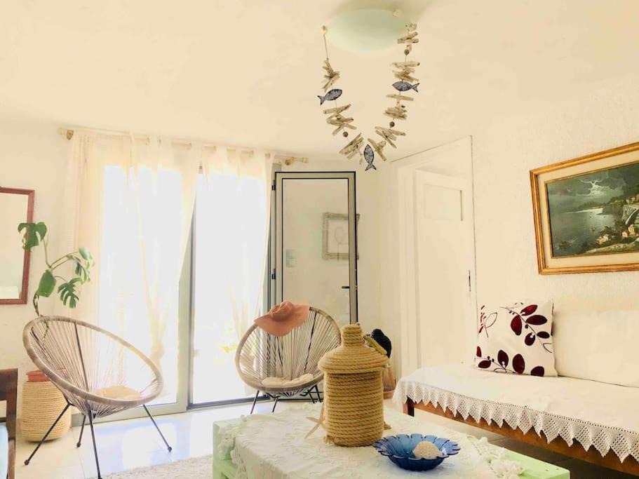 Photo of Livingroom in Karystos