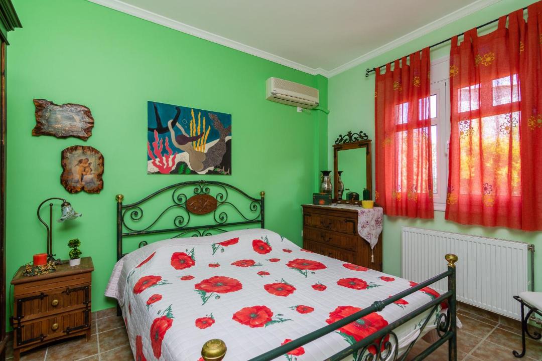 Photo of Bedroom in Platistomo