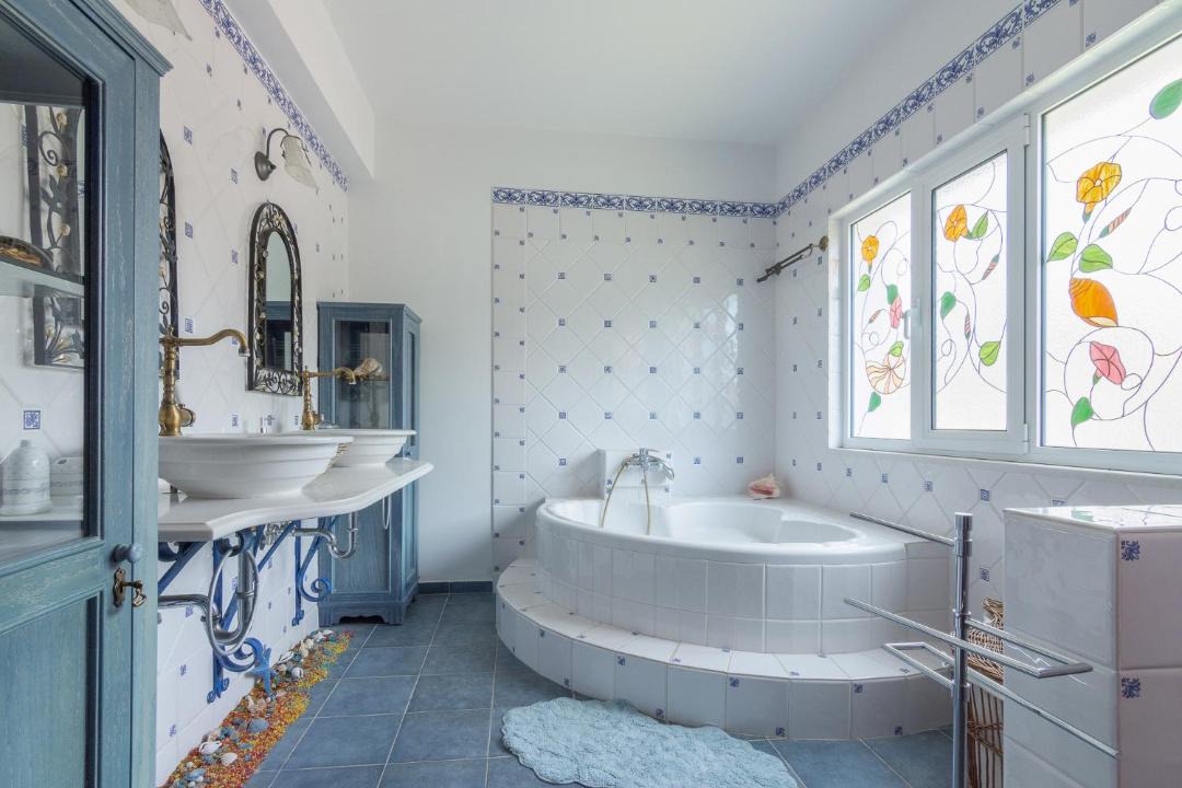 Photo of Bathroom in Platistomo