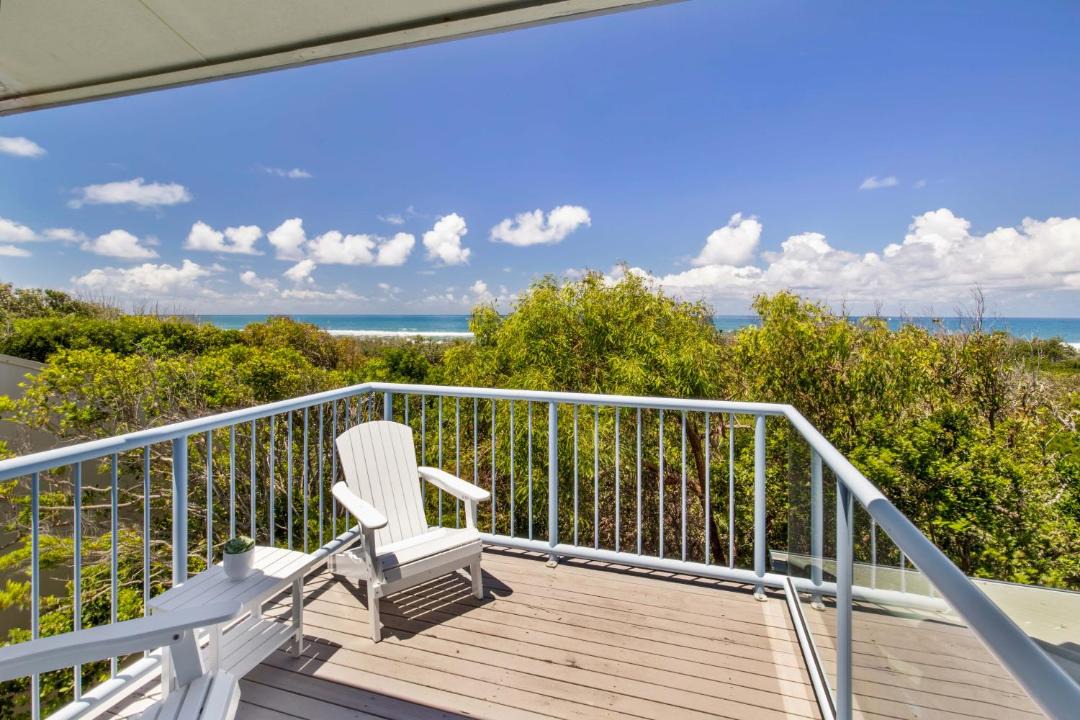 Photo of Patio Balcony in Castaways Beach