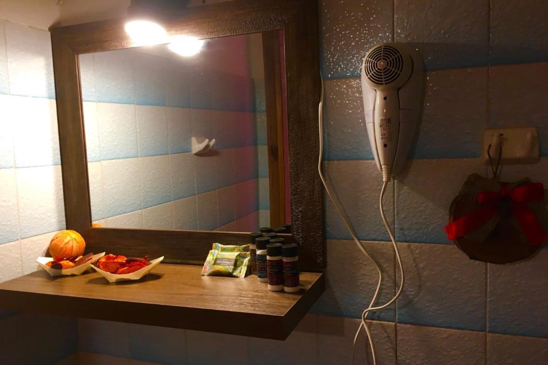 Photo of Bathroom in Loutra Edipsou