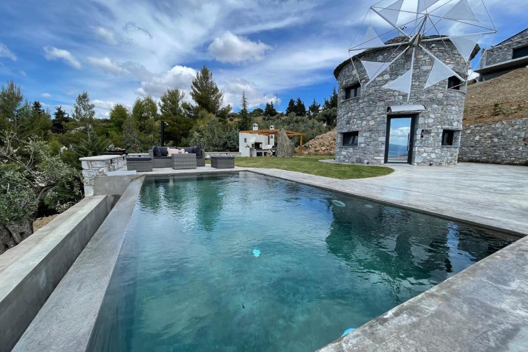 Photo of Outdoor in Amarinthos