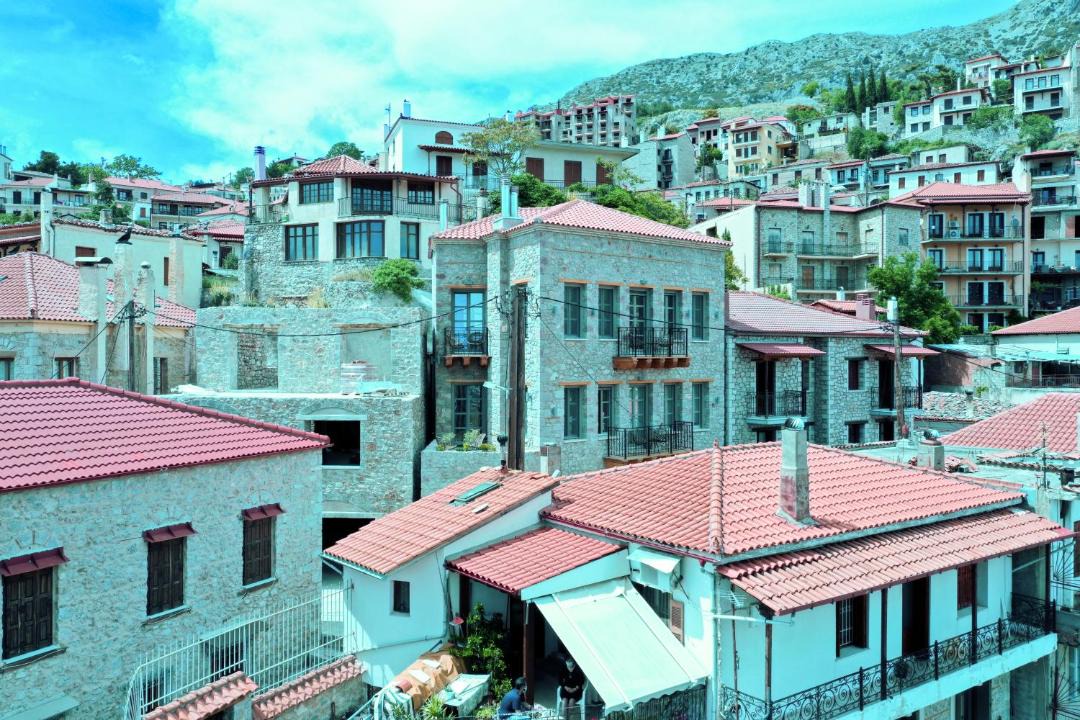 Photo of Buildings in Arachova