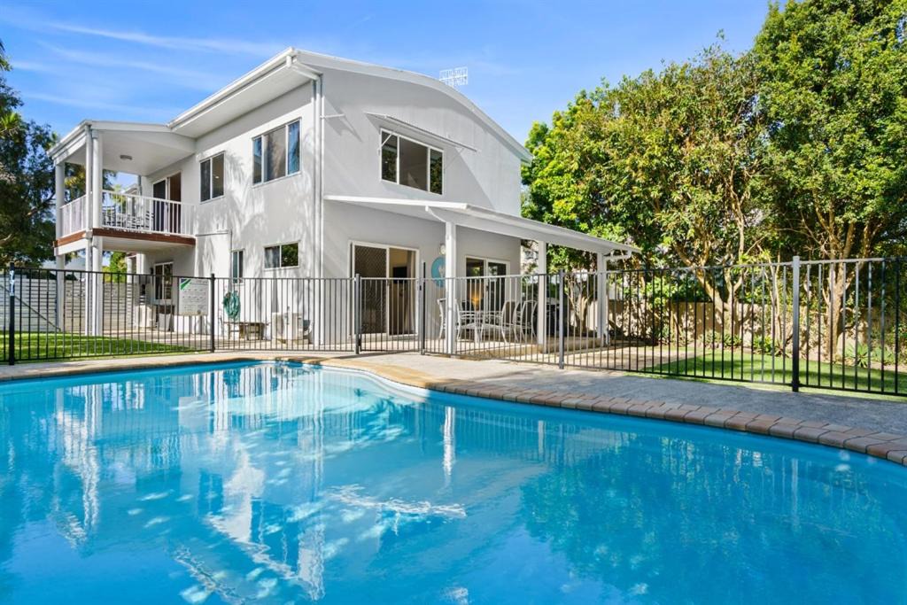 Photo of Outdoor in Castaways Beach