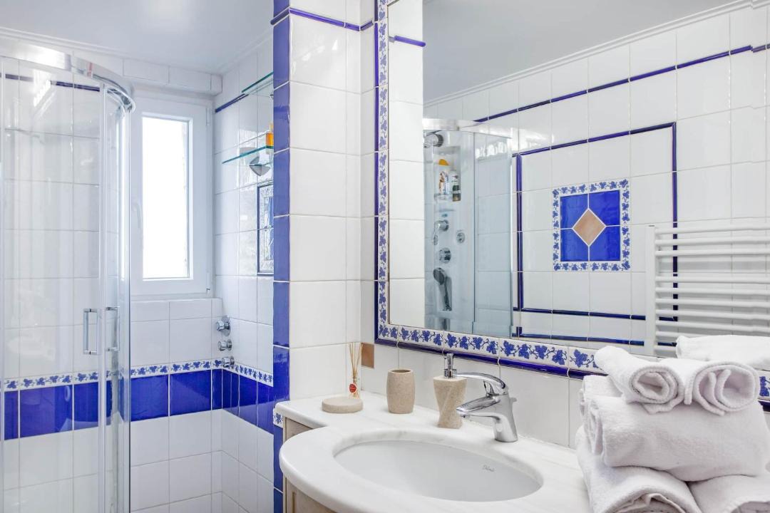 Photo of Bathroom in Amarousion
