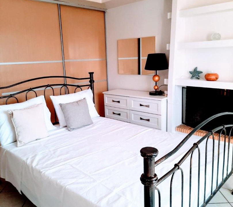 Photo of Bedroom in Psatha
